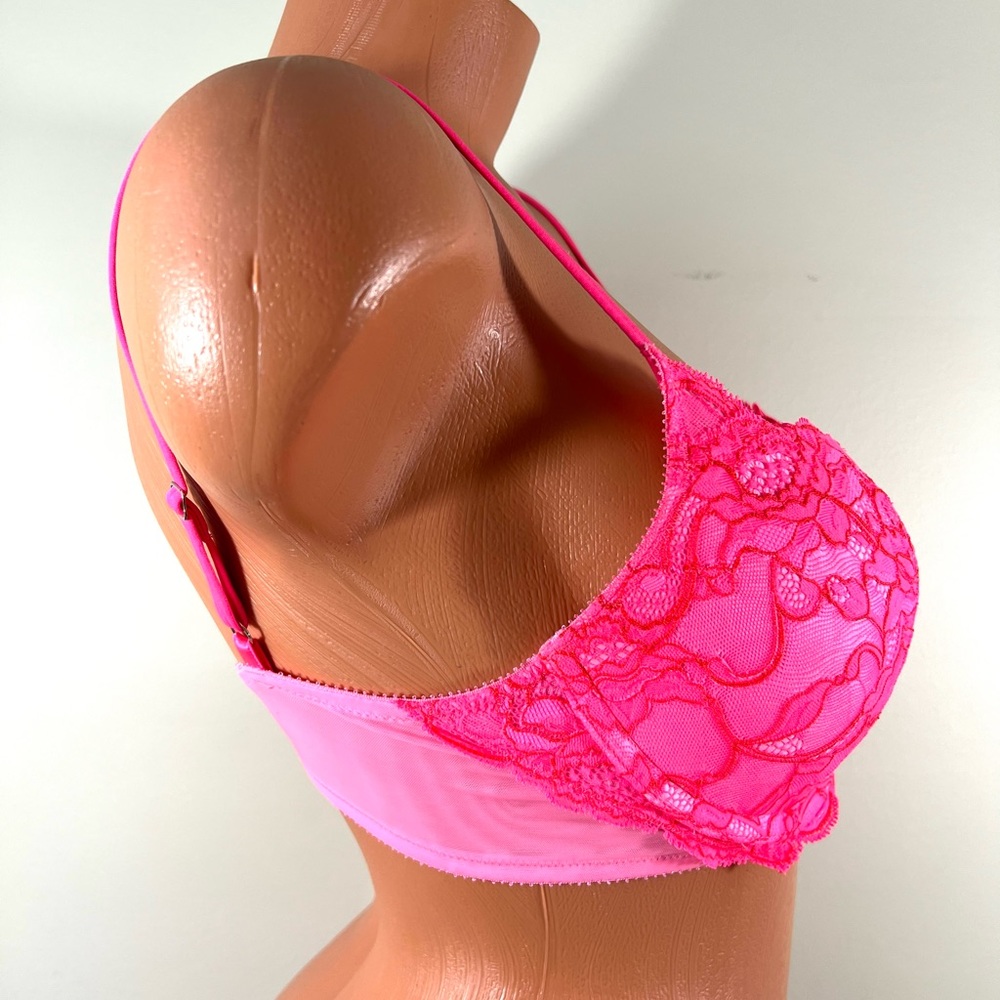 Victoria’s Secret Balconet Bra 34D - Picture 4 of 10